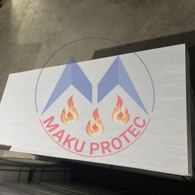 Maku tập kết tấm chống cháy thành phẩm đầy kho